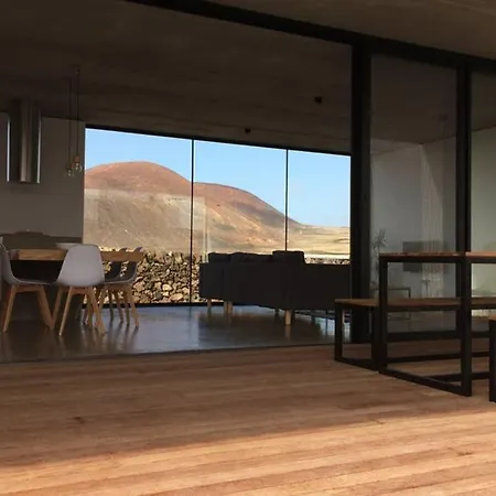 Minimalist House With Volcano View & Heated Pool Lajares